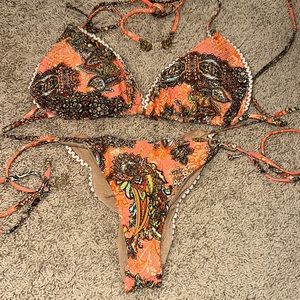 Reservable boutique bikini